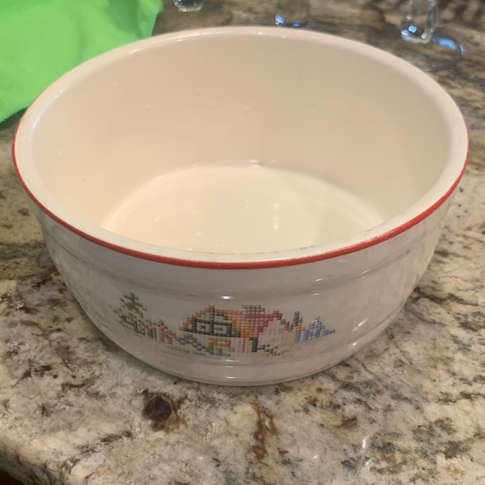 CROOKSVILLE VINTAGE “BAK-IN” PETIT POINT HOUSE CASSEROLE DISH BAKING DISH